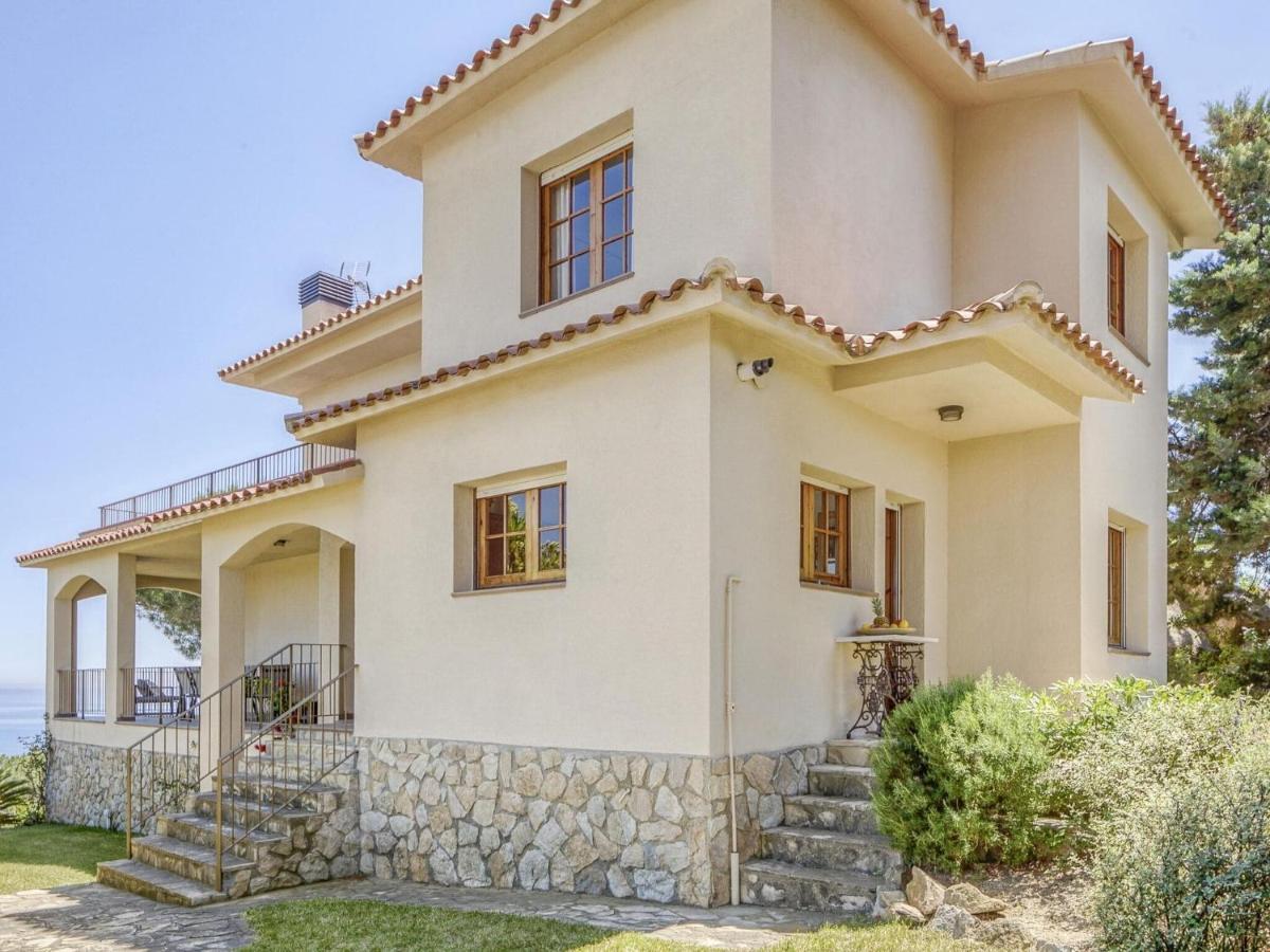 Belvilla By Oyo Villa In Arenys De Mar With Pool Εξωτερικό φωτογραφία